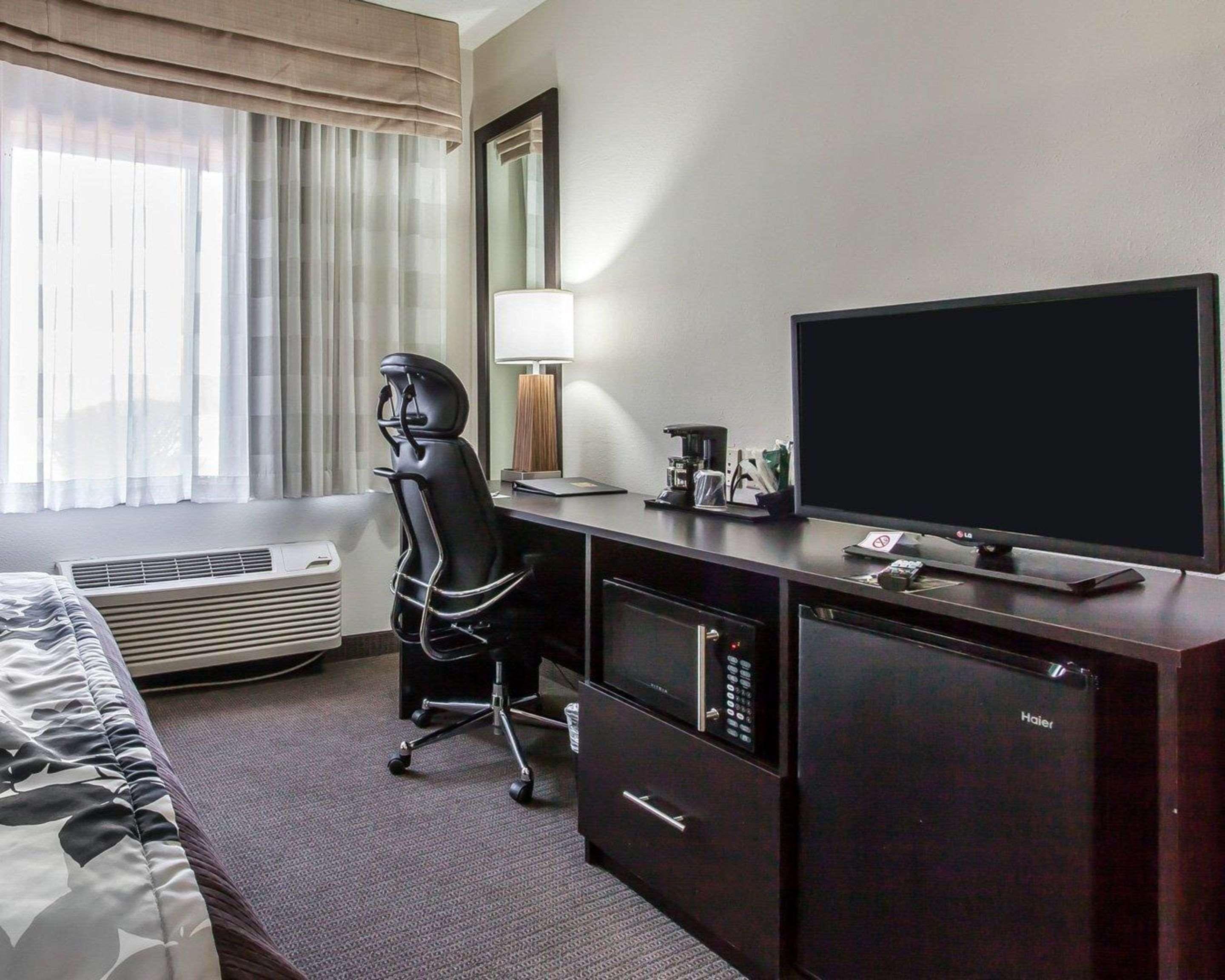 Sleep Inn & Suites Near I-90 And Ashtabula Austinburg Екстер'єр фото